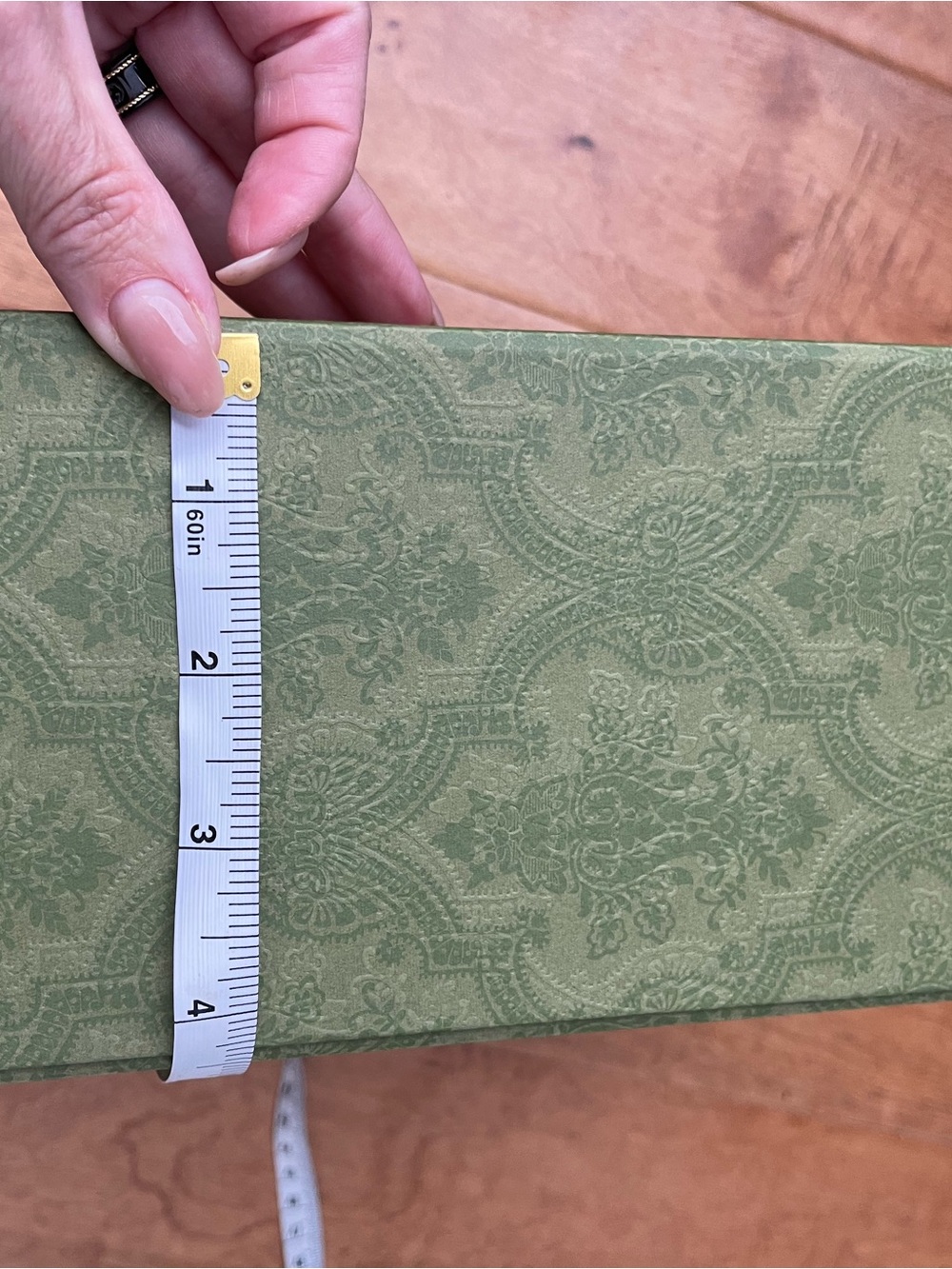 Gucci Olive Green Patterned Presentation Box - Picture 3 of 4